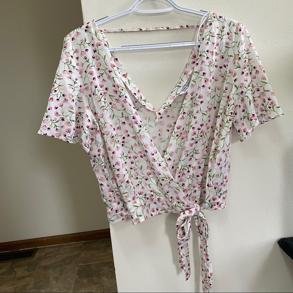 Zara Floral Top - Picture 5 of 5
